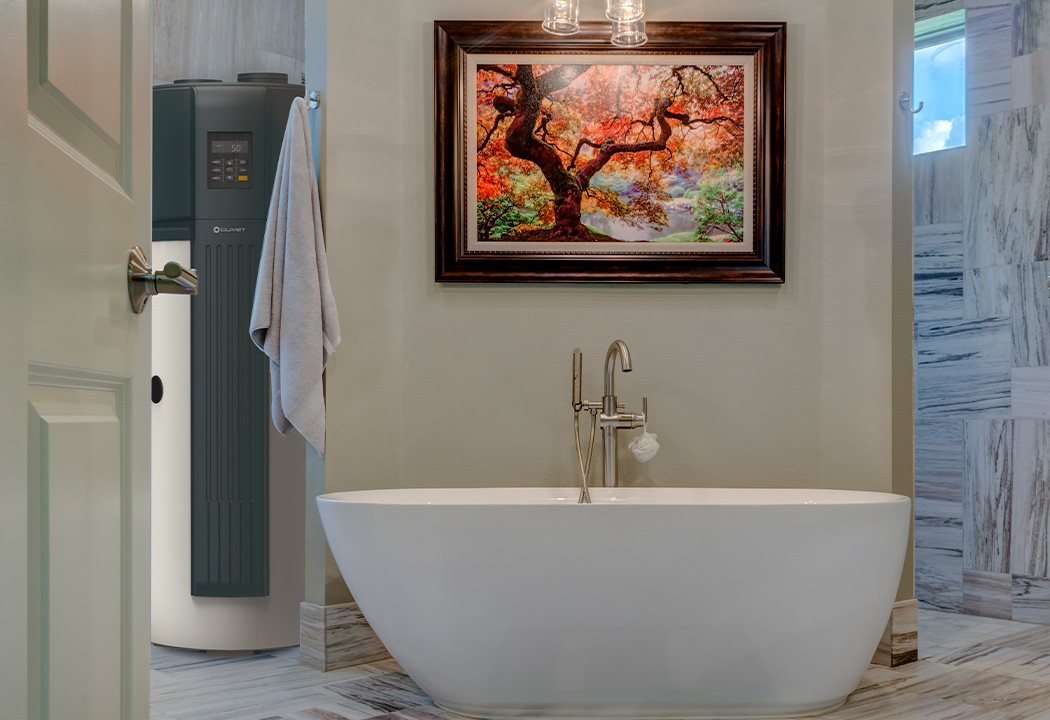 Stanza da bagno con sistema Produzione di acqua calda sanitaria con AQUA