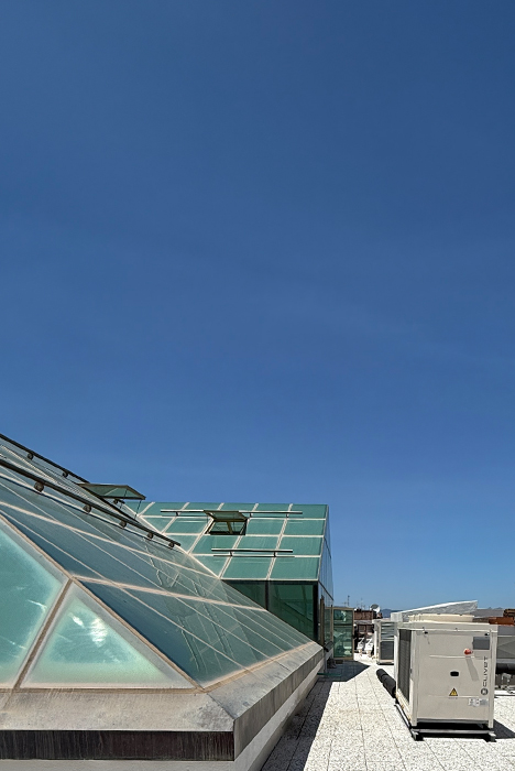 Bombas de calor Clivet en la cubierta del Palacio Alvaro de Reggio Calabria